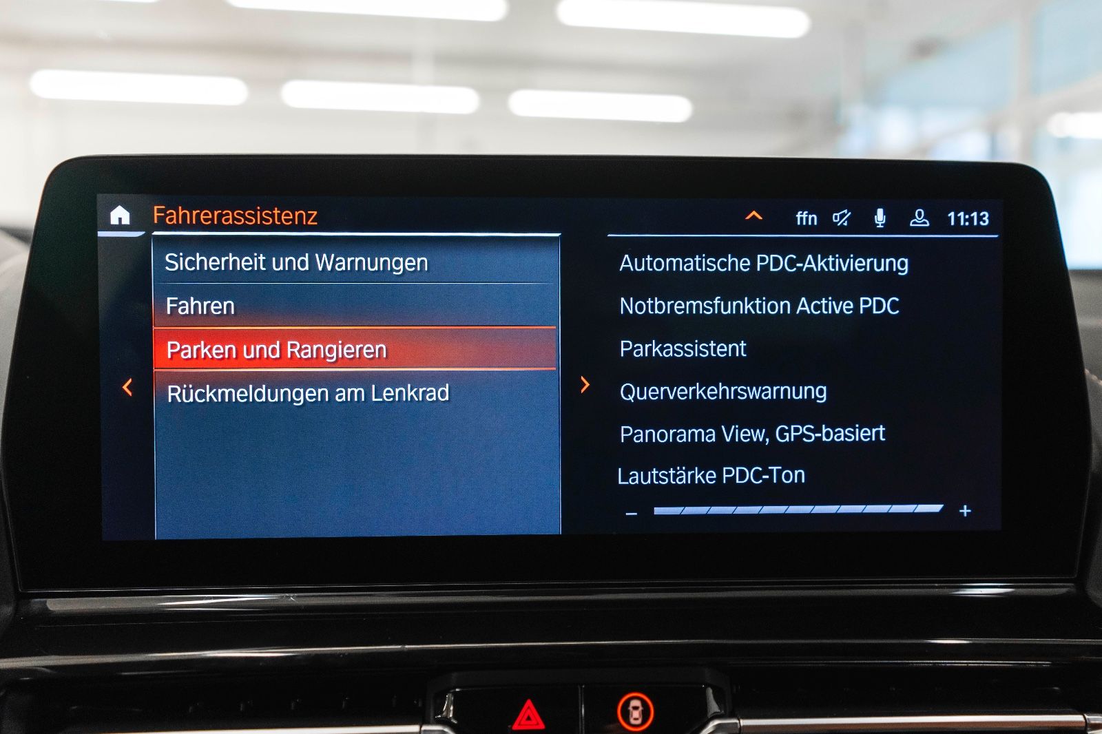 Fahrzeugabbildung BMW M850i xDrive Coupe HUD H&K 360° LASER INDIVIDUAL