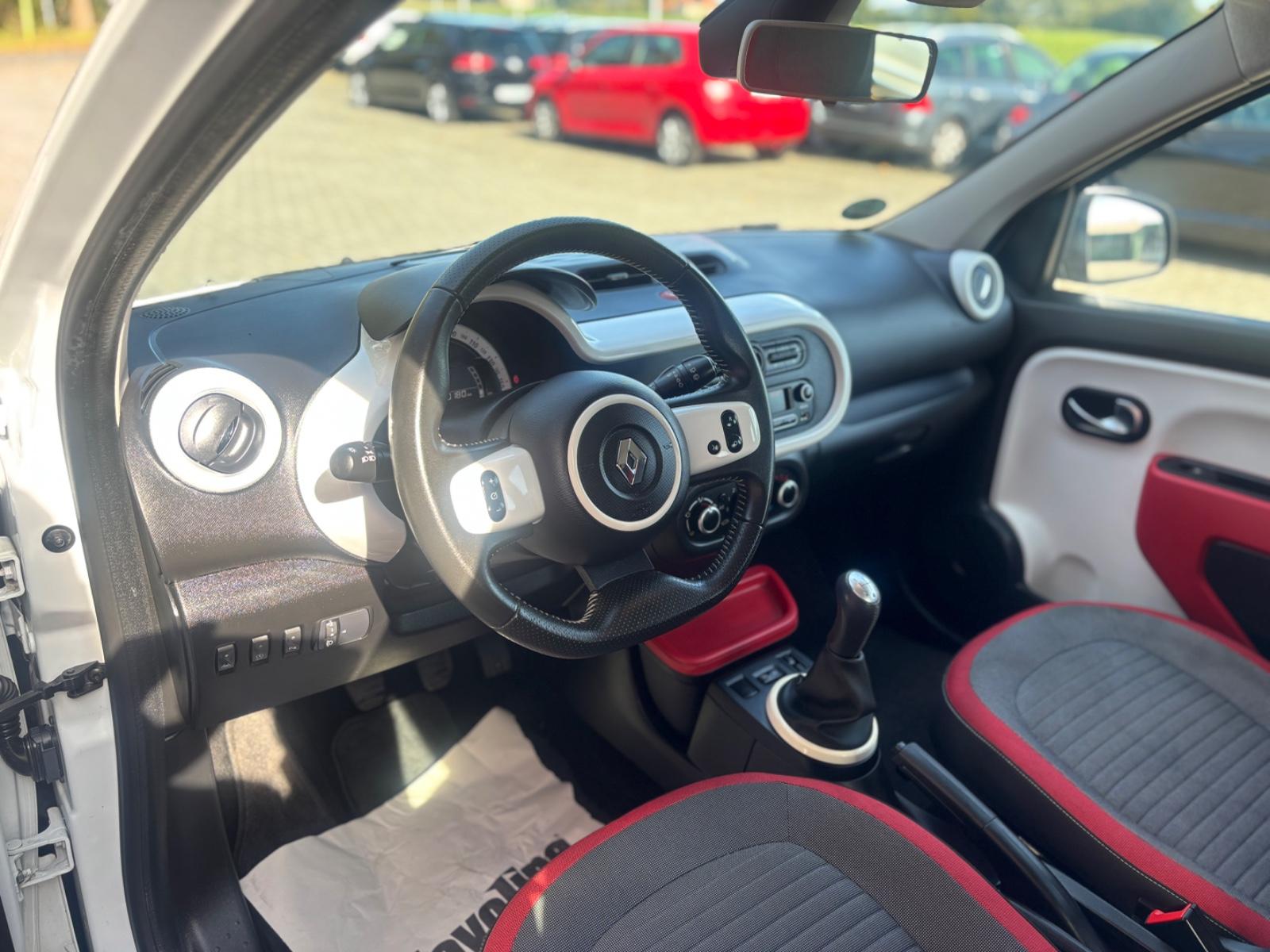 Renault Twingo 1.0 SCe Luxe Klima Sitzhzg. Tempomat PDC