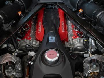 2021 Ferrari SF90 照片 10