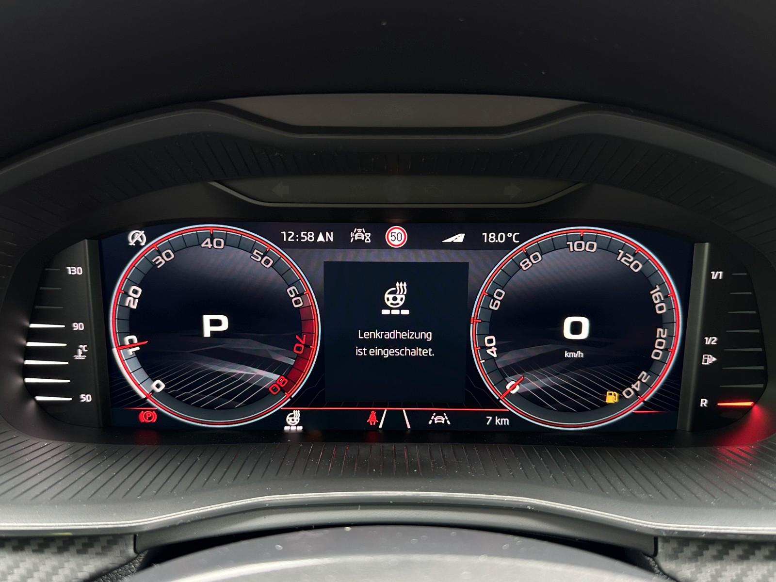 Skoda 116PS DSG Monte Carlo Side Assist ACC KAMERA AHK