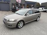 Toyota Avensis Kombi 2.2 D-CAT Sol-LEDER - Toyota Avensis