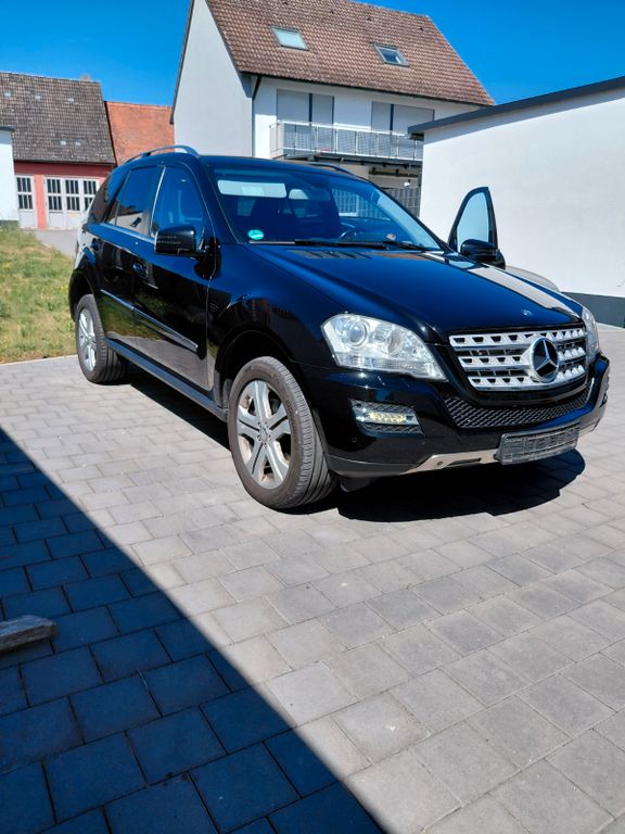 Mercedes-Benz ML 350