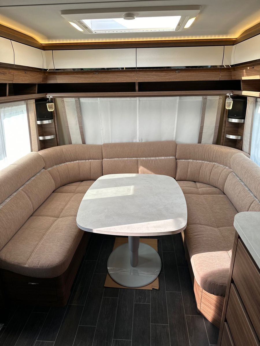 Fahrzeugabbildung Tabbert Puccini 685 DF 2.5 ALDE SAT MOVER