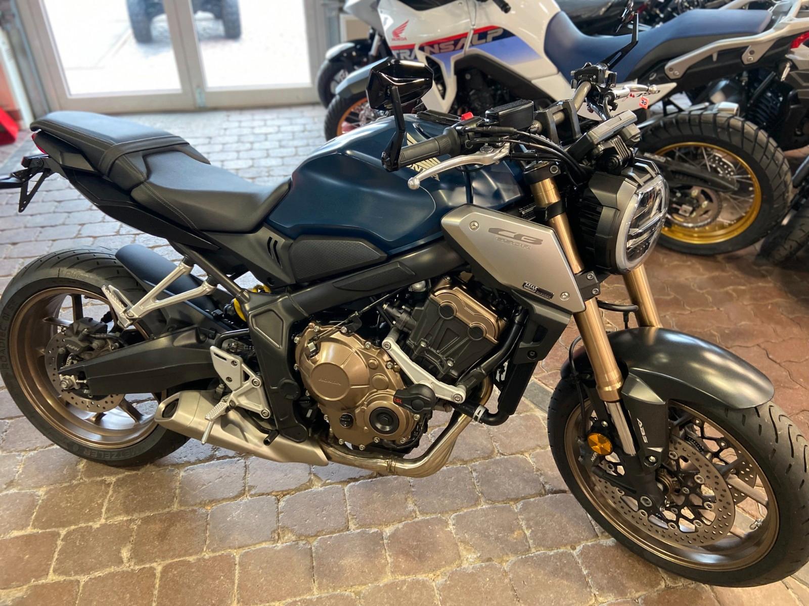 Honda CB650RA Schmuckstück