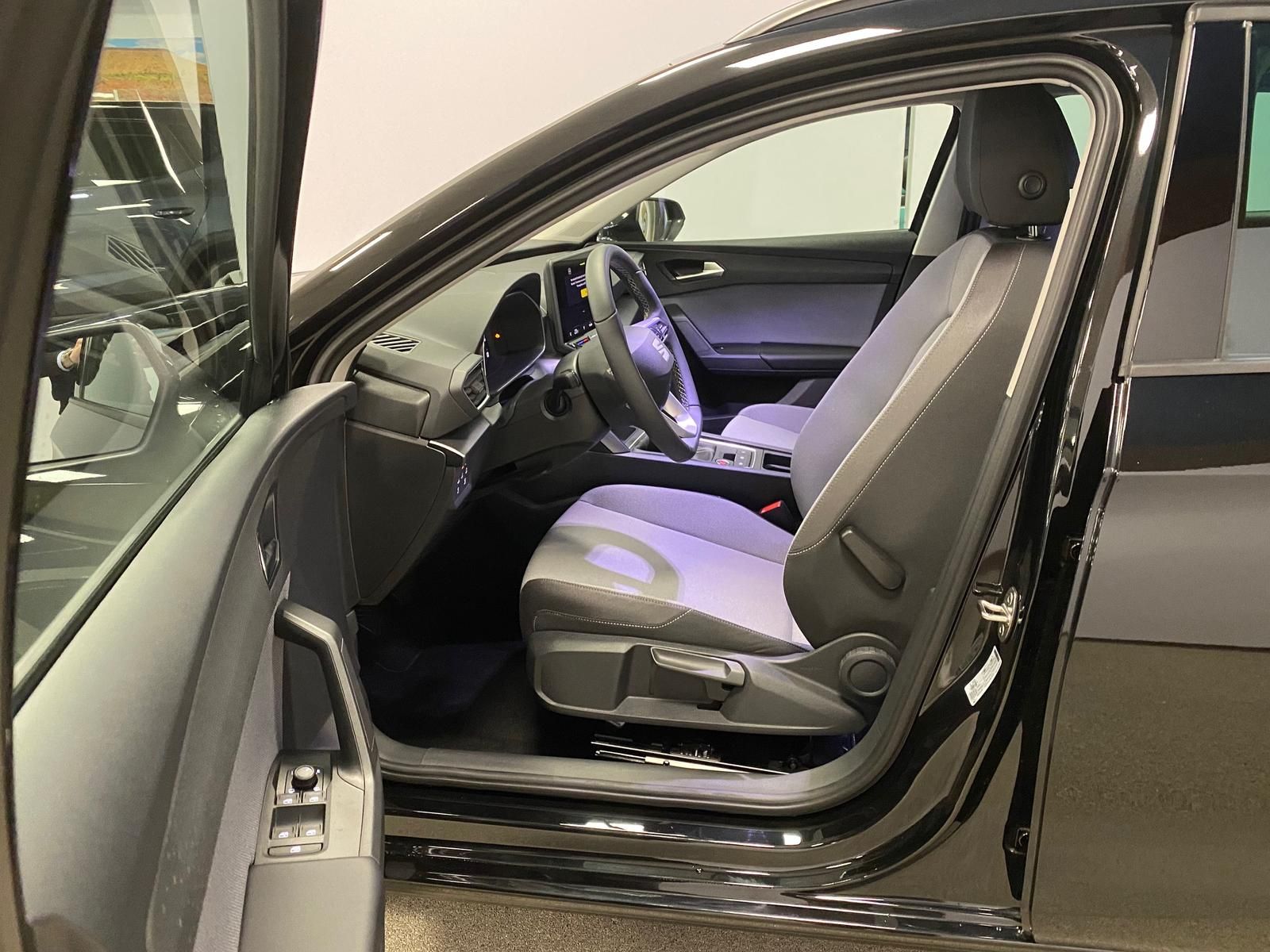 Fahrzeugabbildung SEAT Leon ST 1.5 TSI Style+5 Jahre GARANTIE++KAMERA++