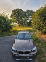 BMW X1 E84 xDrive28i  - BMW: E84