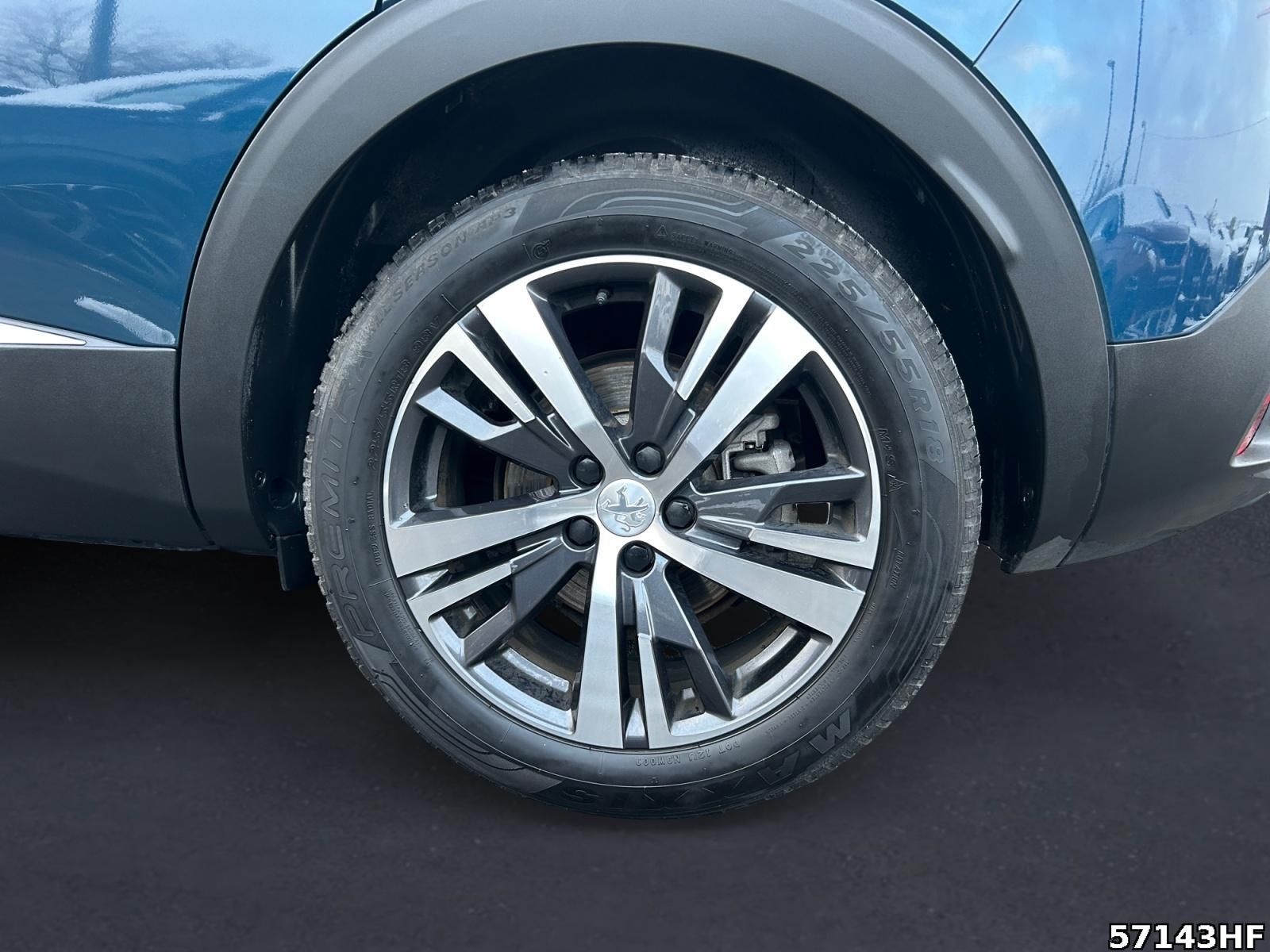 Fahrzeugabbildung Peugeot 3008 Allure +SHZ+MILDHYBRID+CARPLAY+LED+