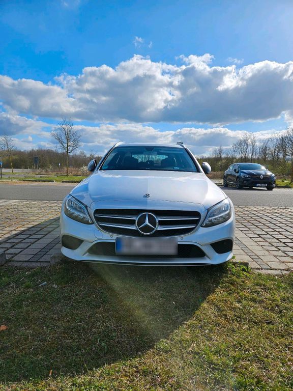 Image of Mercedes-Benz C 220