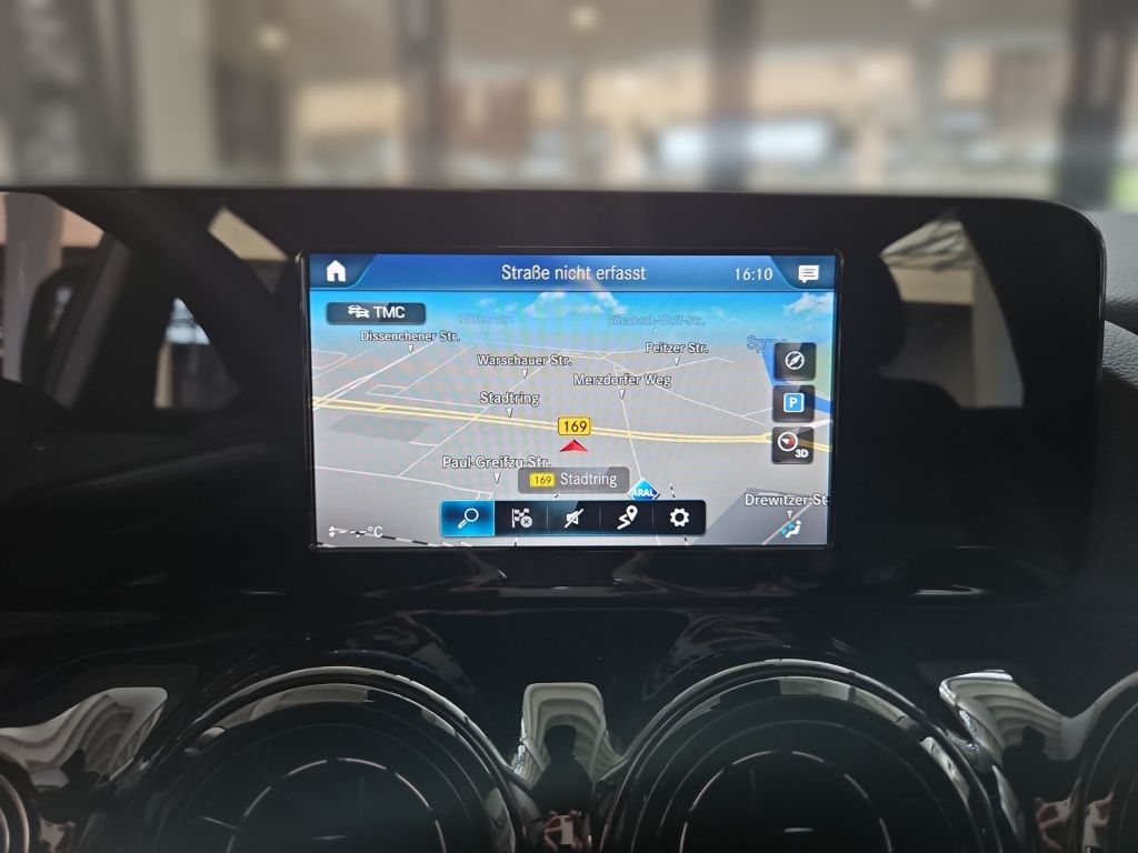 Fahrzeugabbildung Mercedes-Benz B 180 Totwi. Navi Multibeam SHZ SpurH KAM DAB