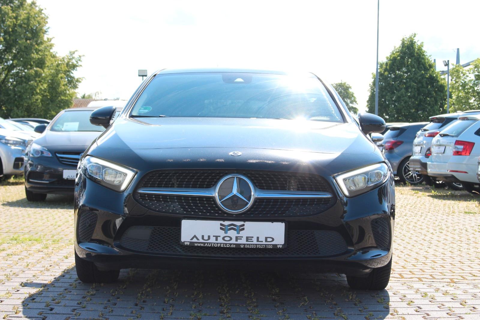 Mercedes-Benz A 250 PROGRESSIVE/VOLLSHEFT/PDC/NAVI/BT/LEDER