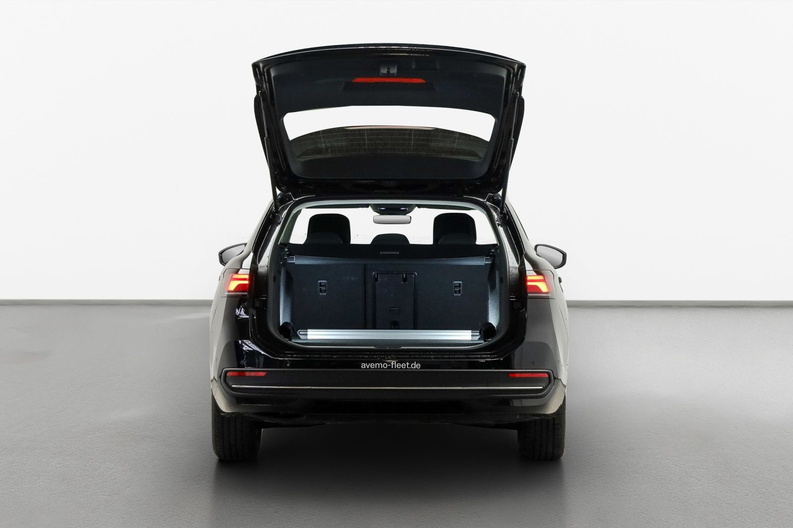 Volkswagen Passat Variant - Bild 10
