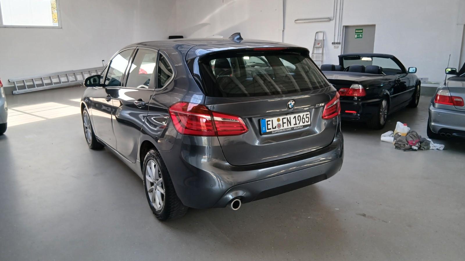 BMW 218 Active Tourer  Modellpflege LED