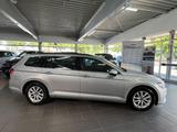 Volkswagen Passat Var. 2.0TDI Business AHK+Premium Navi+uvm - Volkswagen Passat Variant in Hamm