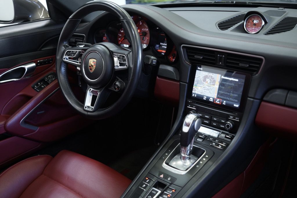 Porsche 991