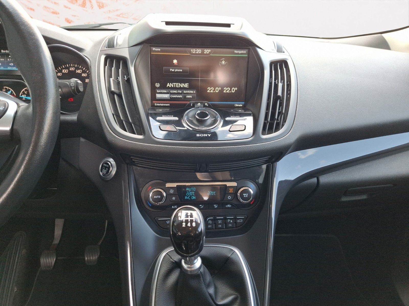 Fahrzeugabbildung Ford Kuga Titanium