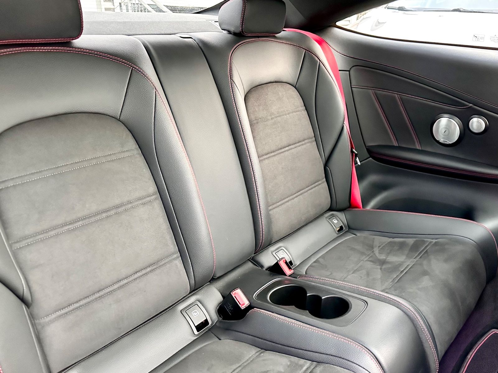 Fahrzeugabbildung Mercedes-Benz C 43 AMG Coupe 4Matic*Burmester+Pano+LED+Memory*