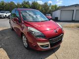 Renault Scenic Dynamique 2.0 16V 140 CVT Dynamique - Renault Scenic in Leverkusen