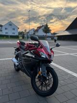 Yamaha YZF-R125   Rot/Schwarz - YAMAHA ROT YZF R125