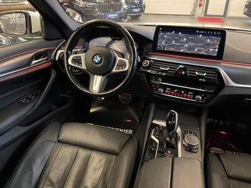 BMW 540d  Touring xDrive M Sport *1.HAND*LED*KAM*AHK