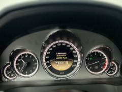 MERCEDES-BENZ E 200 CGI / NUR 54.tKM / GARANTIE / 2.HD MERCEDES-BENZ E 200 CGI / NUR 54.tKM / GARANTIE / 2.HD