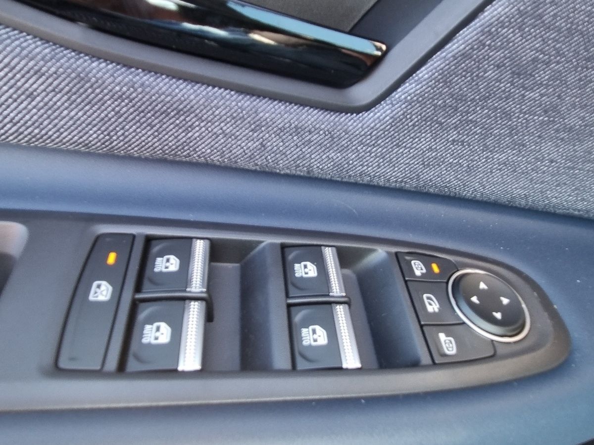 Fahrzeugabbildung Renault R 4 E-Tech elektrisch Techno 150 Comfort Range