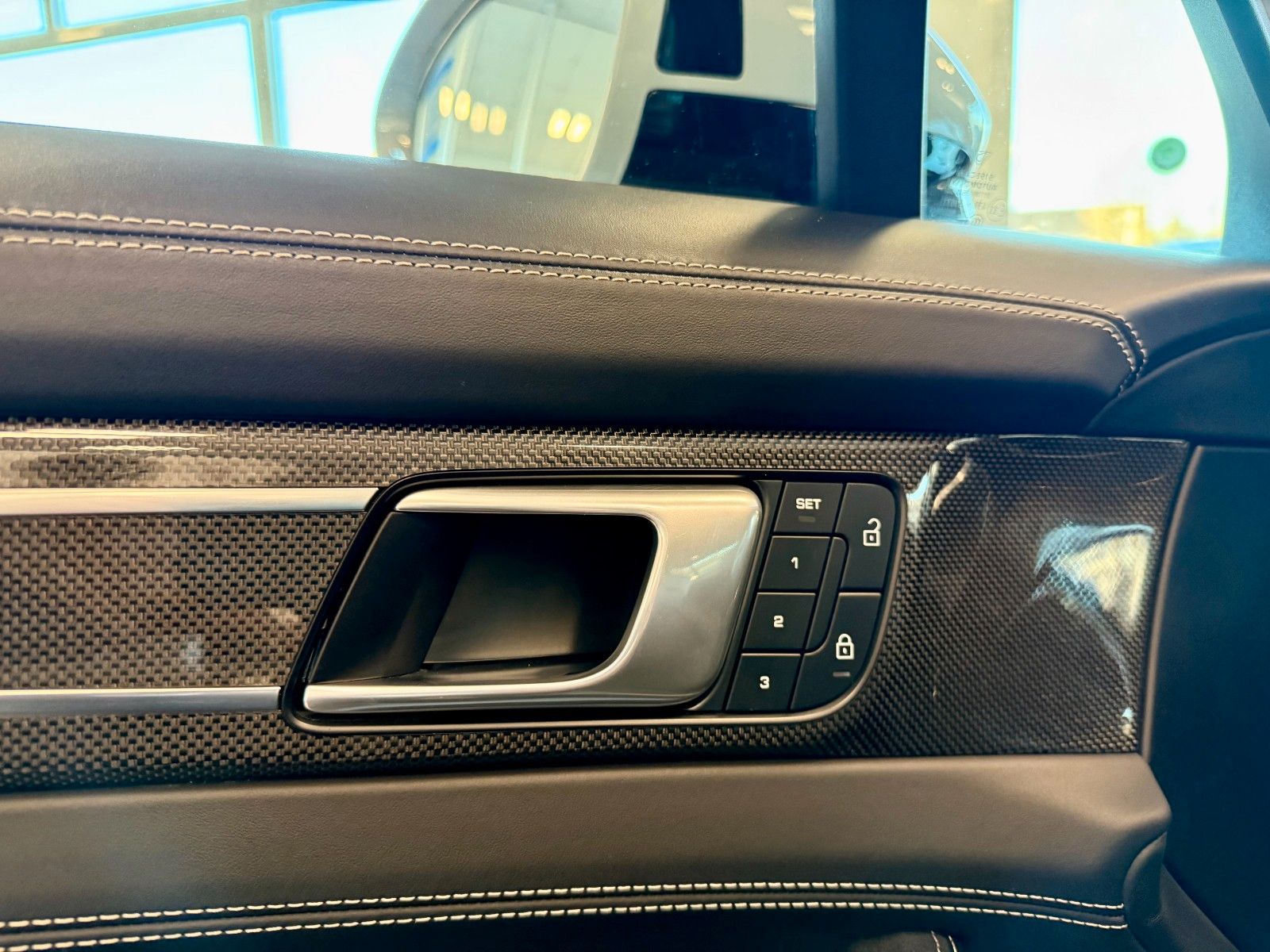 Fahrzeugabbildung Porsche Panamera GTS Sport Turismo Panorama/ACC/HeadUp