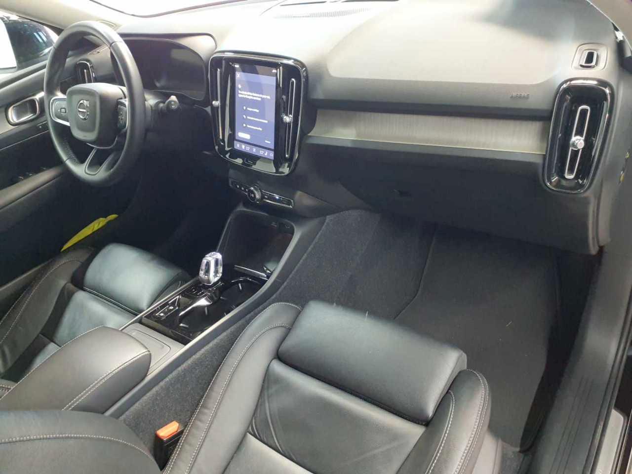 Volvo XC40 B5 B AWD Ultimate Bright
