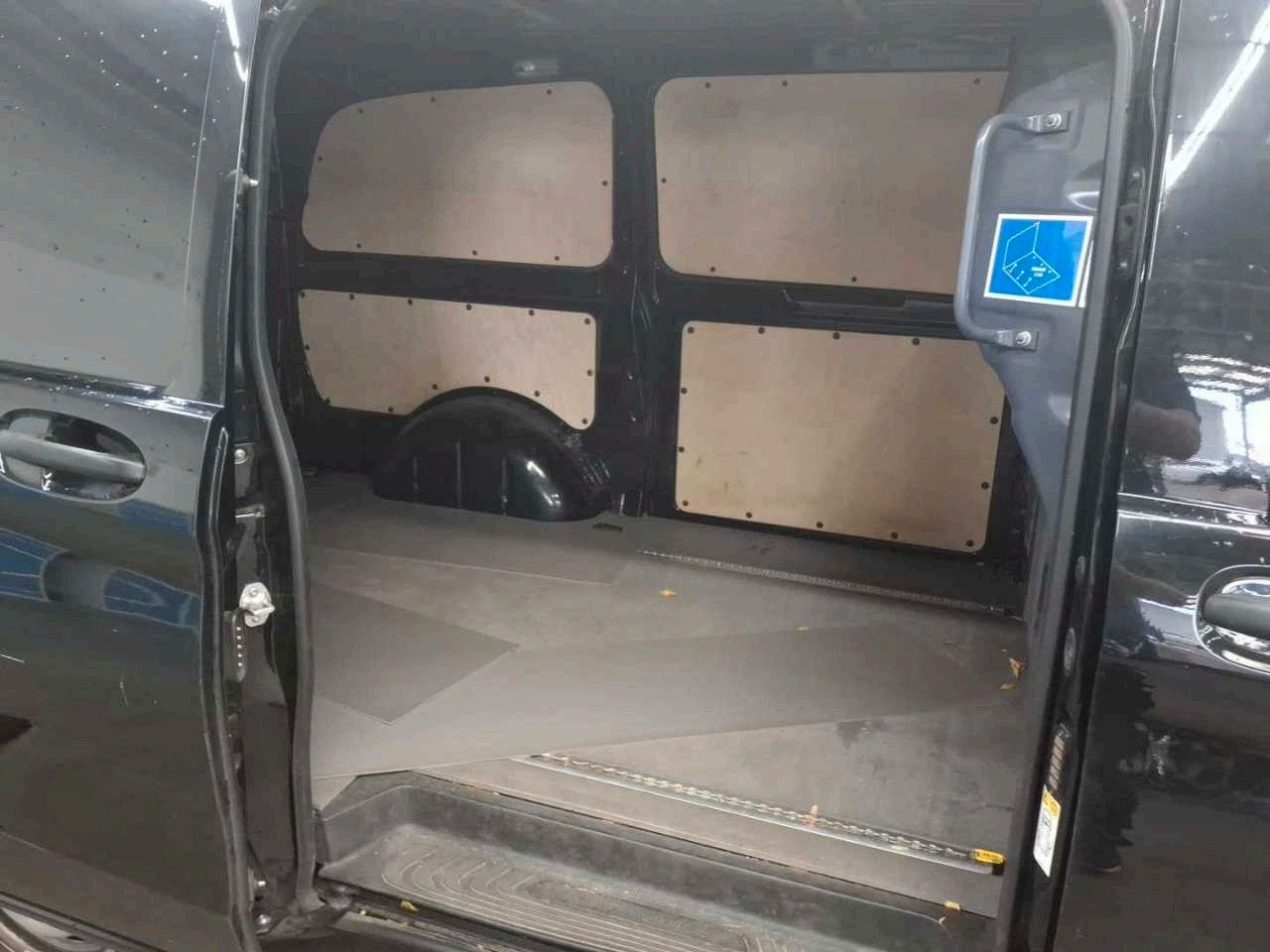 Fahrzeugabbildung Mercedes-Benz Vito 116 CDI 3200 Klima Kamera Navi Hecktüren