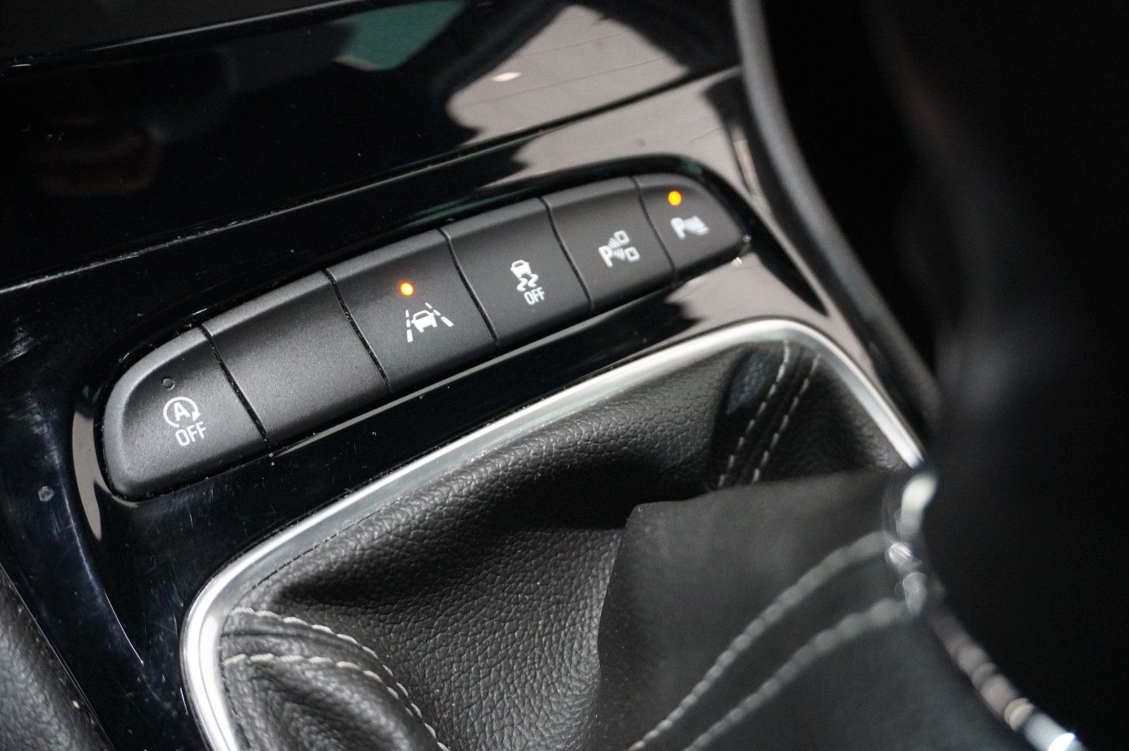 Fahrzeugabbildung Opel Astra K ST 1.5D ULTIMATE NAVI/SH/KAMERA/BOSE/AHK