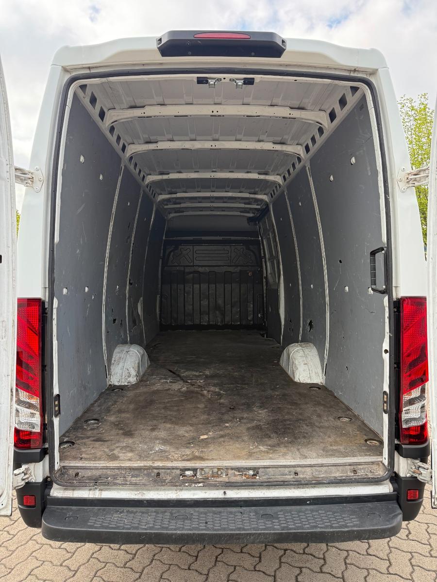 Iveco Daily Kasten CAM/Automatik/3-Sitze/Klima