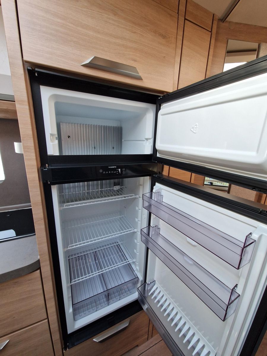 Fahrzeugabbildung Knaus Südwind 580  QS Black Selection