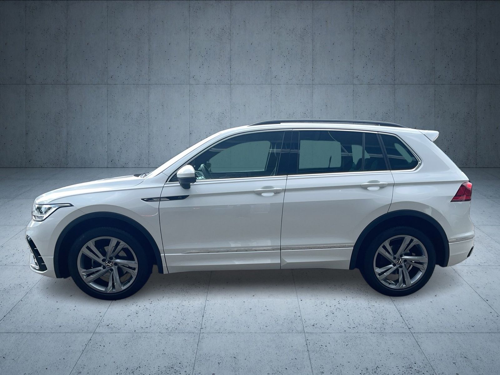 Volkswagen Tiguan R-Line 1.5 TSI DSG LED NAVI HUD PDC SHZ foto 5