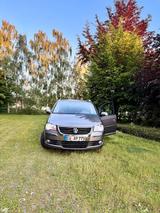 Volkswagen Touran 2.0 TDI DSG Highline Highline - VW Touran mit Schiebetür
