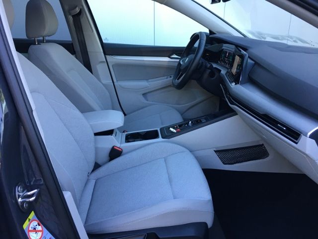 Golf VIII Variant 1.5 eTSI 150 PS DSG PANORAMA/L