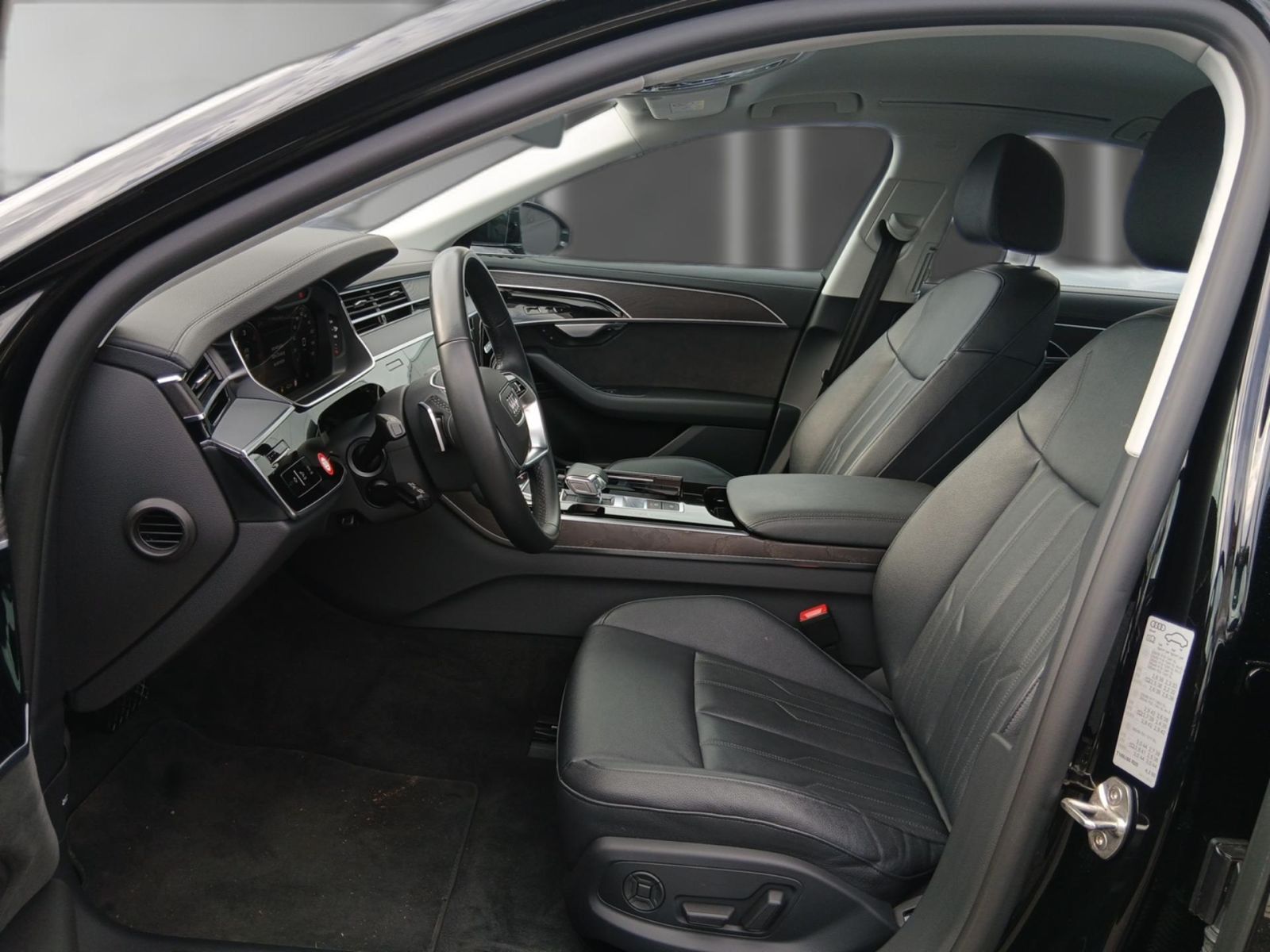 Audi A8 - Bild 10