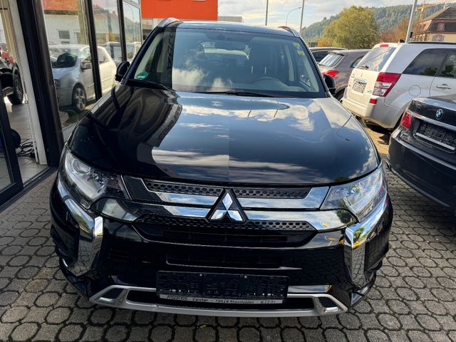 Mitsubishi Outlander PHEV Basis Spirit 4WD