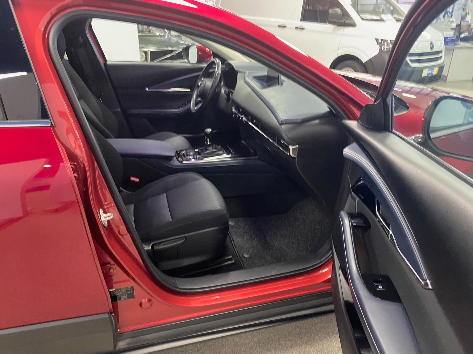 Fahrzeugabbildung Mazda CX-30 APP+KLIMA+RFK+PDC+NAVI+SITZHEIZ+Head-Up+An