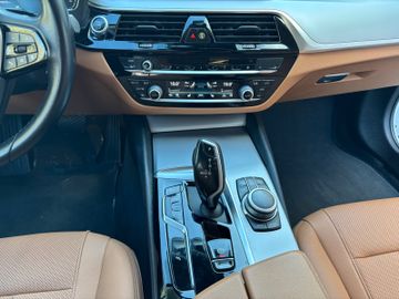 BMW 520 - 12