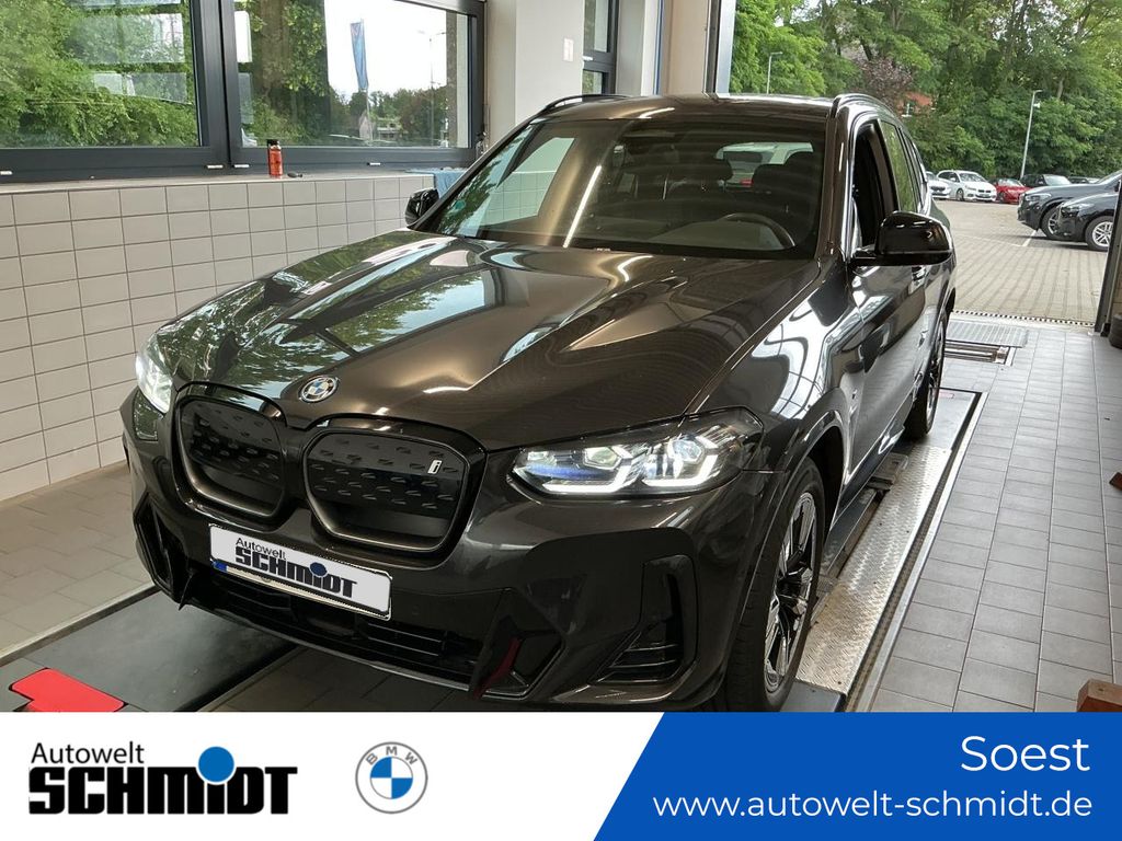 Image of BMW iX3