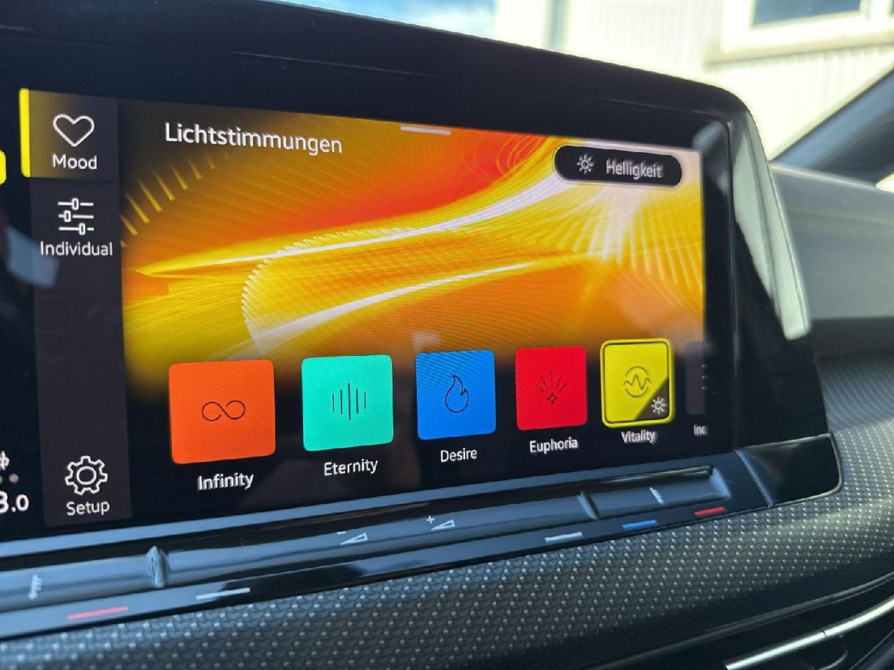 Volkswagen Golf VIII Variant R 4Motion/AppConnect/DCC, миниатюра 16