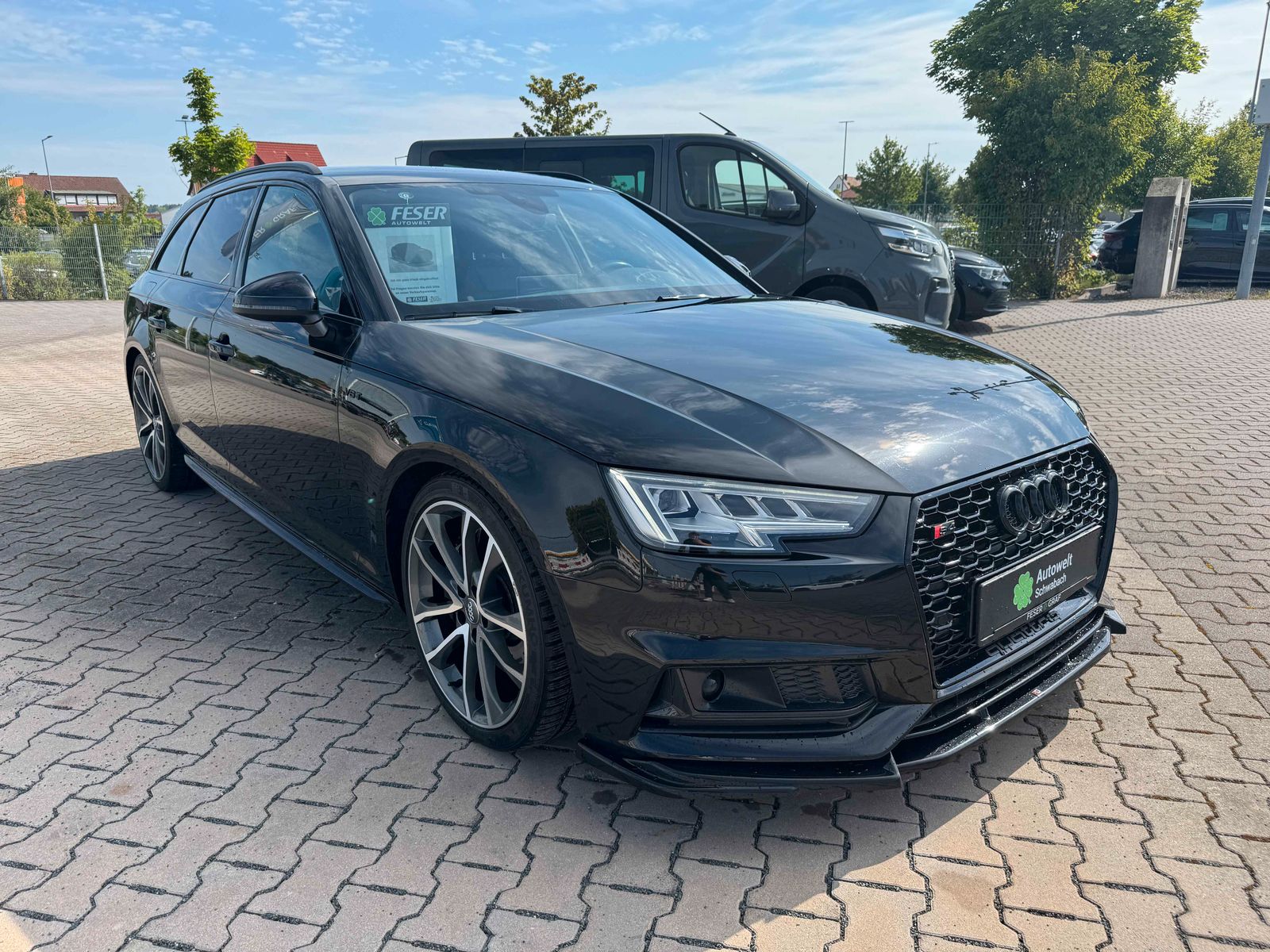 AUDI S4 Avant 3.0 TFSI Qu Tip-Tr. MATRIX AHK B&amp;O ACC