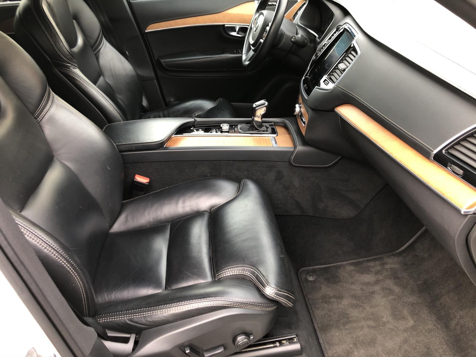 Volvo XC90 D5 AWD Geartronic Inscription -2S-Räder-