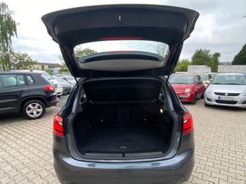 BMW 218 - 8