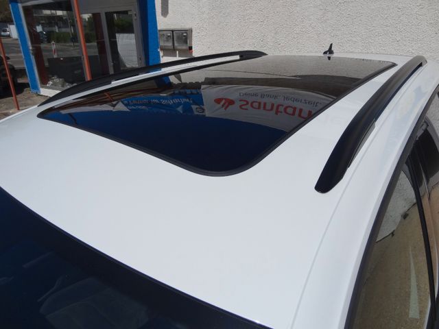 Fahrzeugabbildung Volkswagen Tiguan/R-Line/BlackStyle/Pano/2.Hd/Navi/20Zoll/
