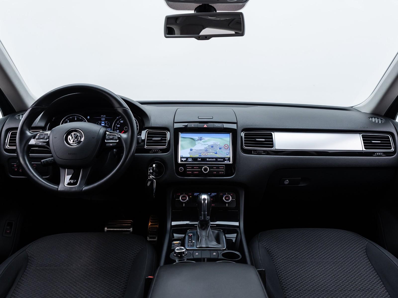 Volkswagen Touareg V6 TDI BMT /R-Line/TEMP/XENON/RFK