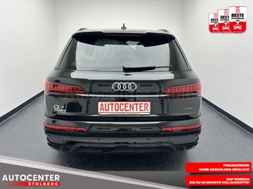 Audi Q7 - 7