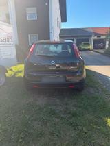 Fiat Punto 1.4  TÜV bis Ende 2028  2.000... - Fiat Punto aus 2008: 1.4