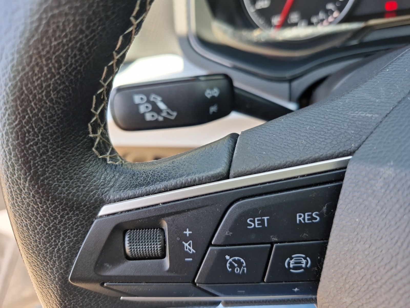 Fahrzeugabbildung SEAT Arona Style 1.0 TSI KLIMA LED SITZHEIZUNG