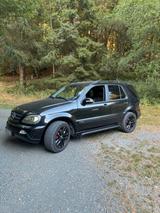 Mercedes-Benz Mercedes Benz ML350 LPG V6 W163 SUV - Mercedes-Benz ML 350 in Frankfurt (Main)