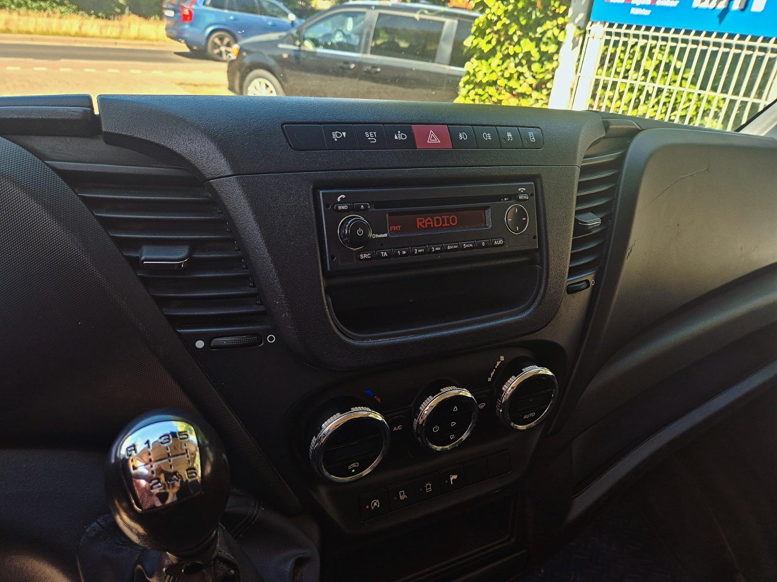 Iveco Daily Kasten Hoch+Lang Klima+AHK 3.5t+LED
